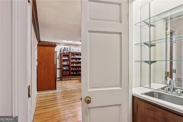 527 N Saint Marys Lane NW, Marietta, GA 30064