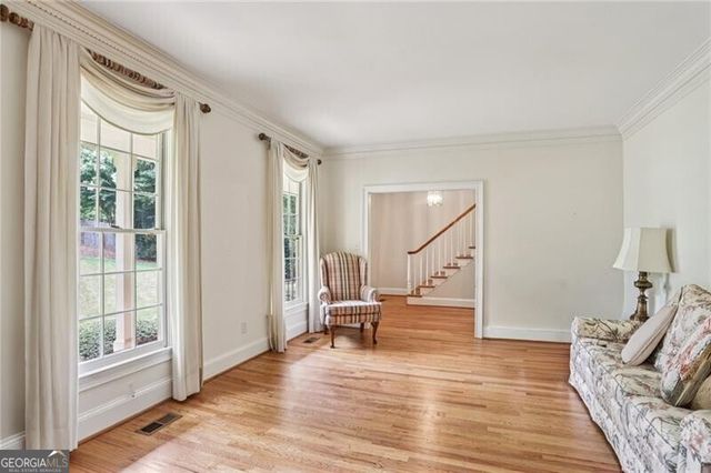 527 N Saint Marys Lane NW, Marietta, GA 30064