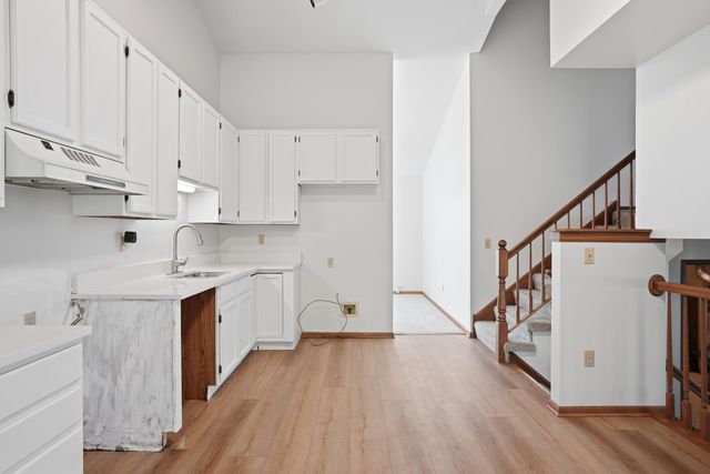 7617 Starling Drive, Schererville, IN 46375