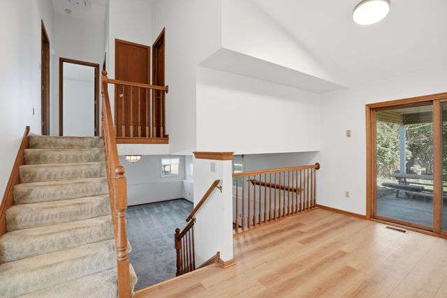 7617 Starling Drive, Schererville, IN 46375
