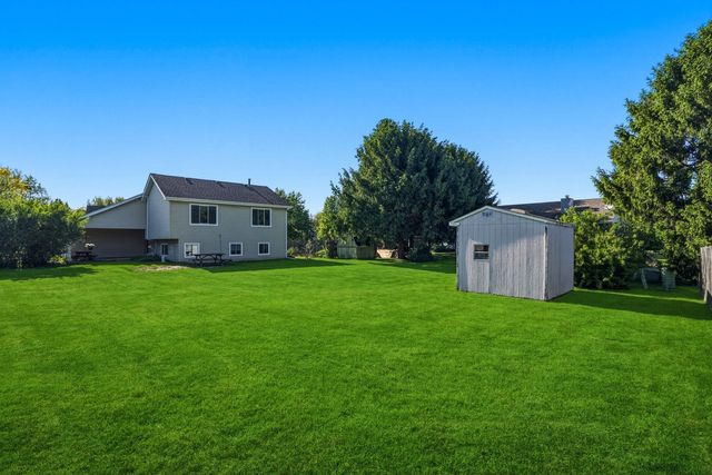 7617 Starling Drive, Schererville, IN 46375