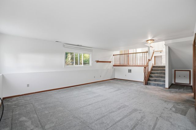 7617 Starling Drive, Schererville, IN 46375