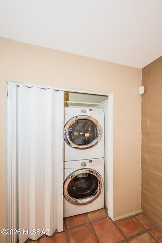 2600 E Skyline Dr Unit 17, Tucson, AZ 85718