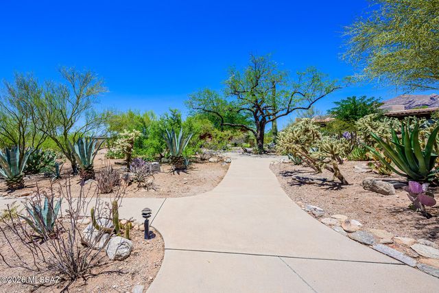 2600 E Skyline Dr Unit 17, Tucson, AZ 85718