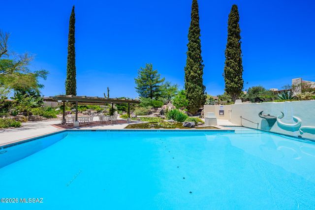 2600 E Skyline Dr Unit 17, Tucson, AZ 85718