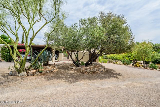 2600 E Skyline Dr Unit 17, Tucson, AZ 85718