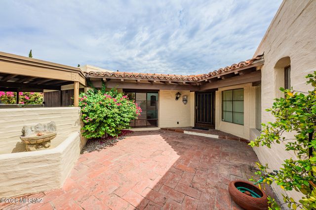 2600 E Skyline Dr Unit 17, Tucson, AZ 85718