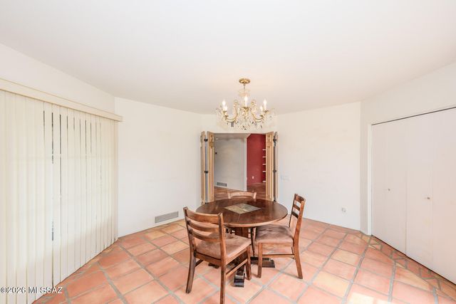 2600 E Skyline Dr Unit 17, Tucson, AZ 85718
