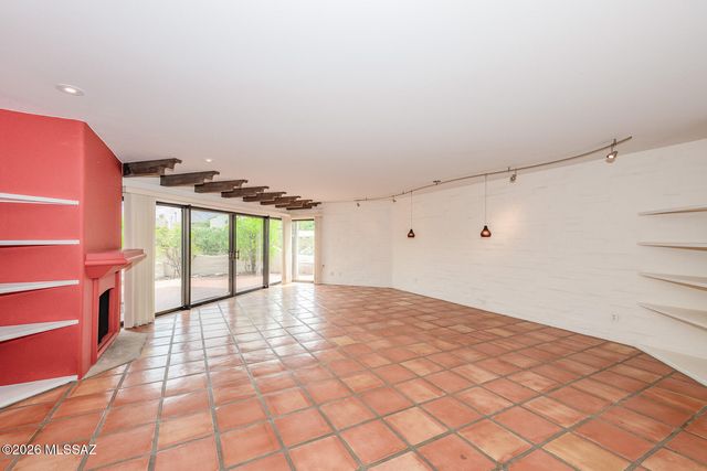 2600 E Skyline Dr Unit 17, Tucson, AZ 85718