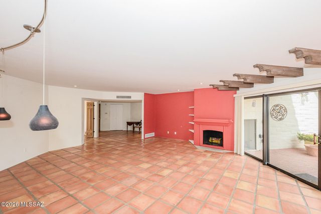 2600 E Skyline Dr Unit 17, Tucson, AZ 85718