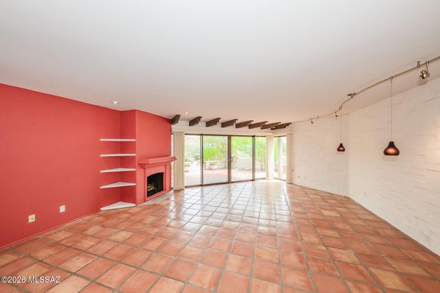 2600 E Skyline Dr Unit 17, Tucson, AZ 85718