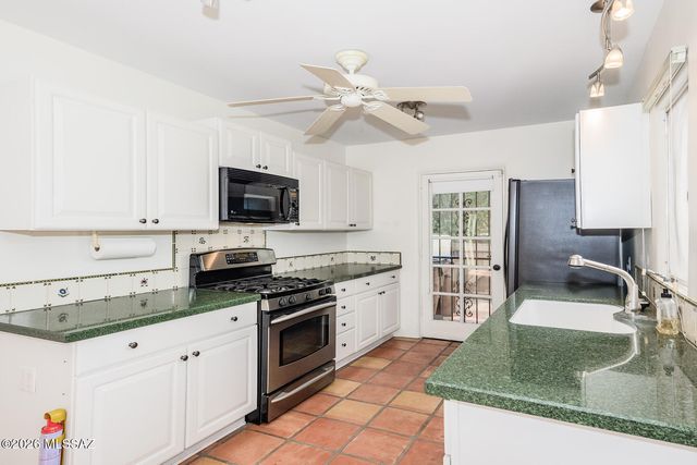 2600 E Skyline Dr Unit 17, Tucson, AZ 85718