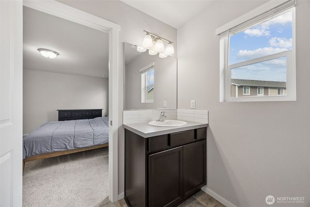 10735 183rd Street E, Puyallup, WA 98374