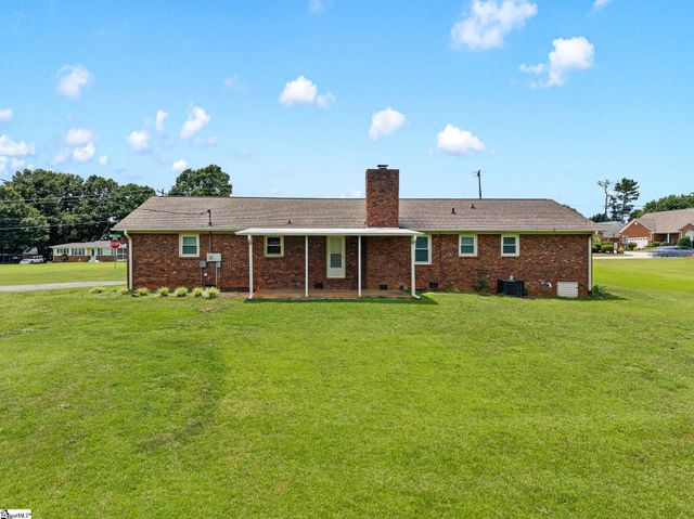 4067 Anderson Mill Road, Spartanburg, SC 29301