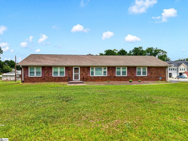 4067 Anderson Mill Road, Spartanburg, SC 29301