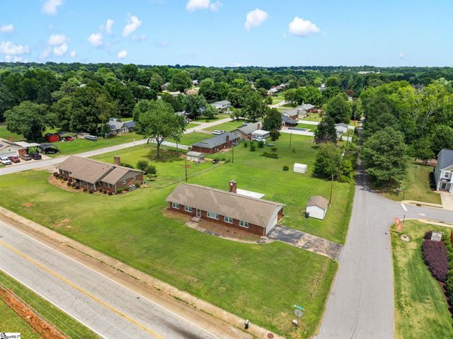 4067 Anderson Mill Road, Spartanburg, SC 29301