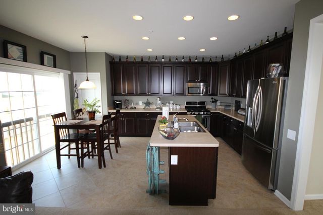 299 N CALDWELL CIR, Downingtown, PA 19335