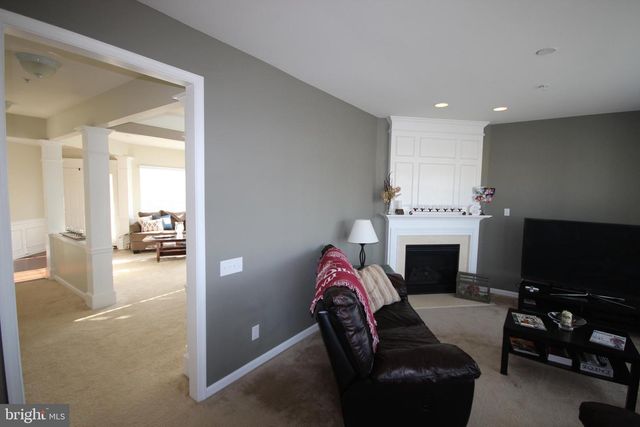 299 N CALDWELL CIR, Downingtown, PA 19335