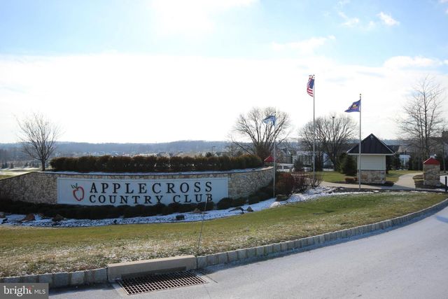 299 N CALDWELL CIR, Downingtown, PA 19335