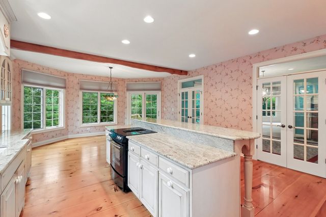 20102 Oakwood Drive, Mokena, IL 60448