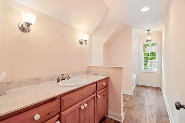 20102 Oakwood Drive, Mokena, IL 60448