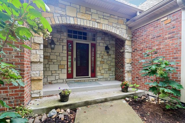 20102 Oakwood Drive, Mokena, IL 60448