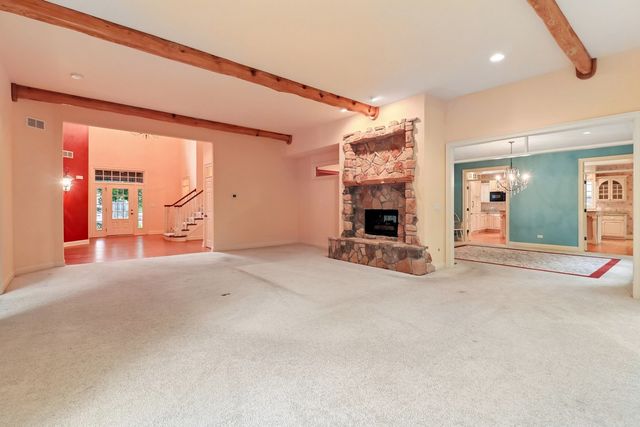 20102 Oakwood Drive, Mokena, IL 60448