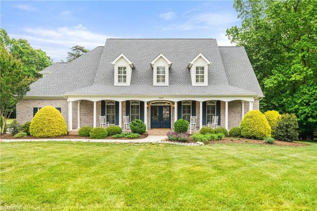 7572 Haw Meadows Drive, Kernersville, NC 27284