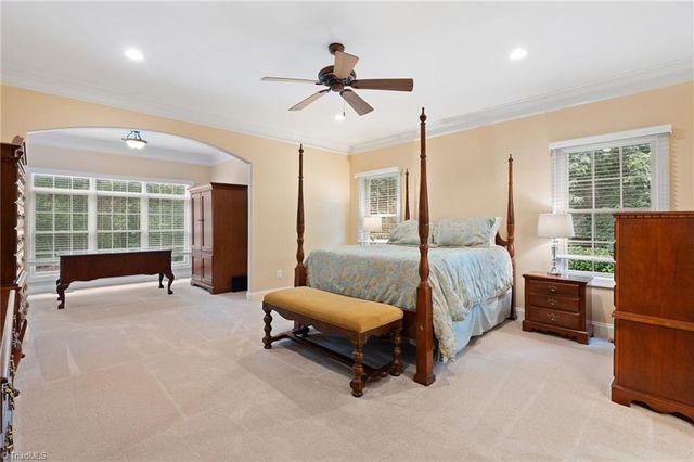 7572 Haw Meadows Drive, Kernersville, NC 27284
