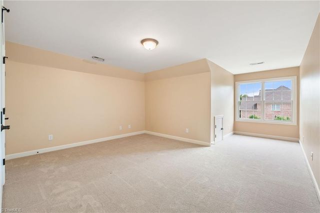 7572 Haw Meadows Drive, Kernersville, NC 27284