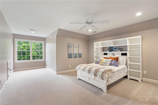 7572 Haw Meadows Drive, Kernersville, NC 27284
