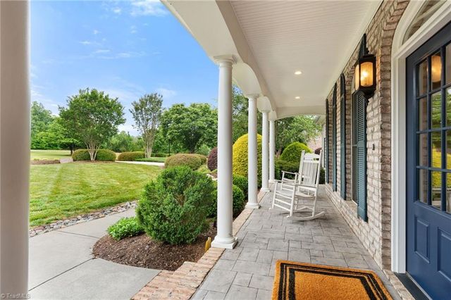 7572 Haw Meadows Drive, Kernersville, NC 27284