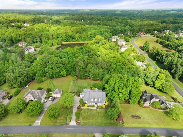 7572 Haw Meadows Drive, Kernersville, NC 27284