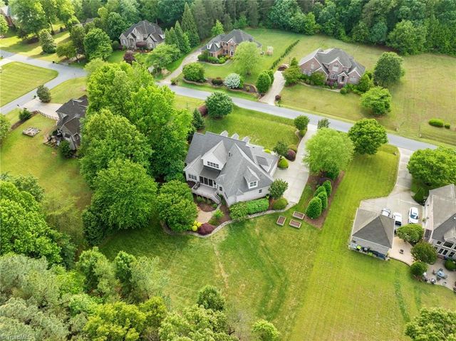 7572 Haw Meadows Drive, Kernersville, NC 27284