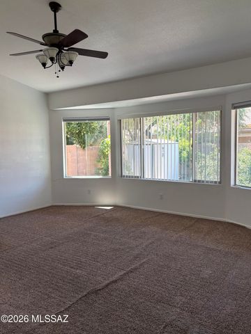 7648 W Creosote Spring Court, Tucson, AZ 85743