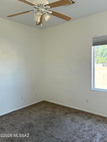 7648 W Creosote Spring Court, Tucson, AZ 85743