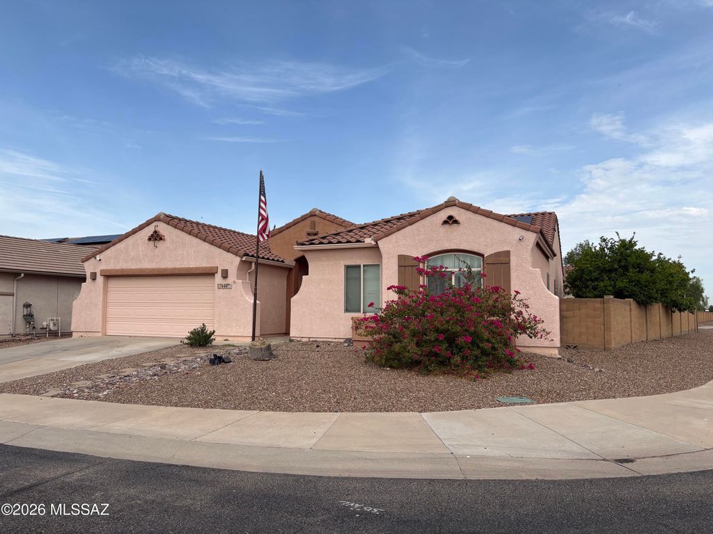 7648 W Creosote Spring Court, Tucson, AZ 85743