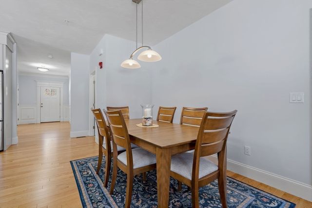 6 Chickadee Way 23, Upton, MA 01568