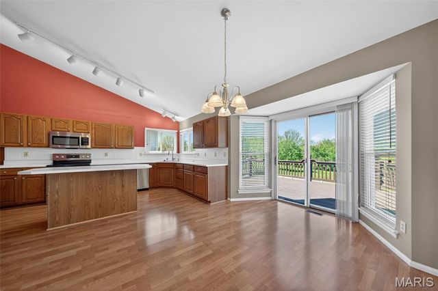 1329 Crooked Stick Drive, O'fallon, MO 63366