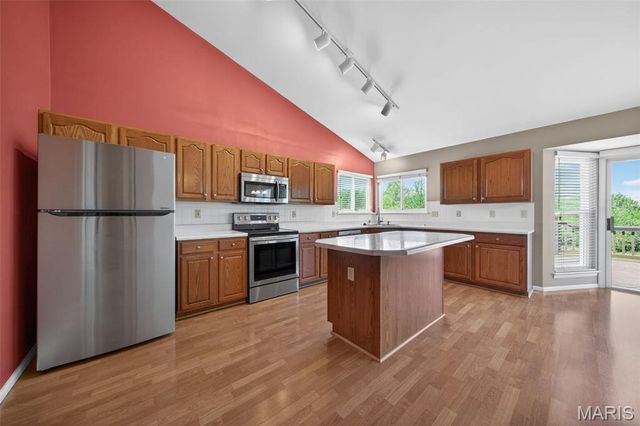 1329 Crooked Stick Drive, O'fallon, MO 63366