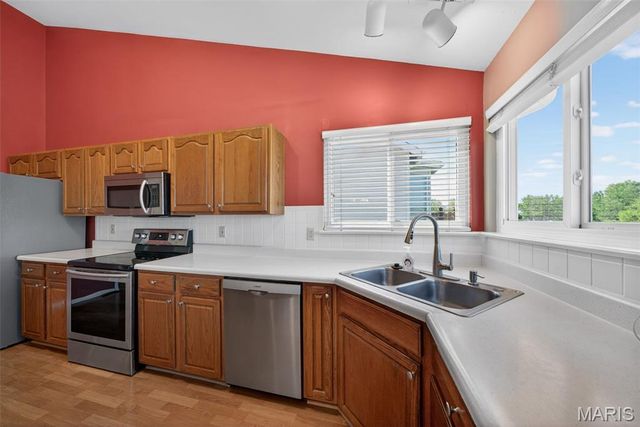 1329 Crooked Stick Drive, O'fallon, MO 63366