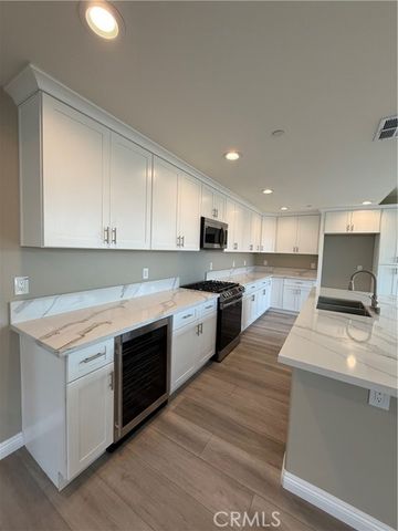 7398 N Maple, Fontana, CA 92336