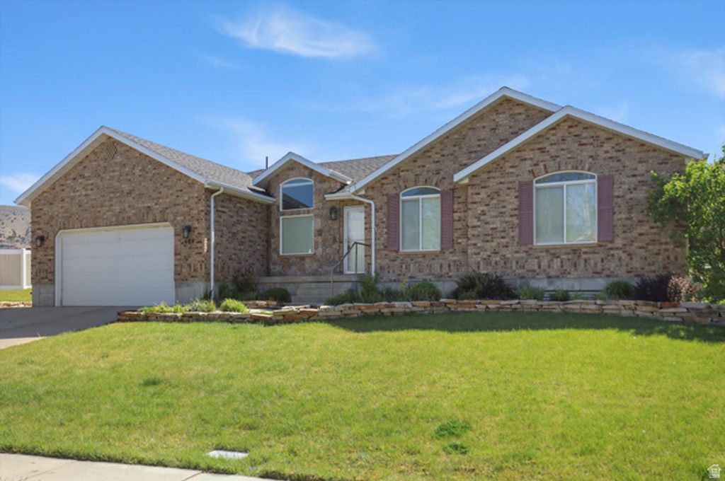 Image 2 of property listing at 464 N 1300 E, Heber City, UT 84032