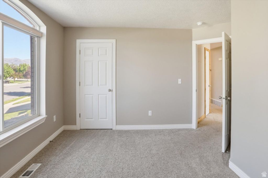 Image 19 of property listing at 464 N 1300 E, Heber City, UT 84032
