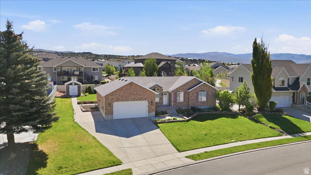 Image 3 of property listing at 464 N 1300 E, Heber City, UT 84032