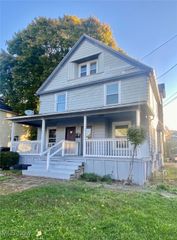 581 Schiller Avenue 1, Akron, OH 44310