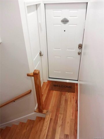 6 Amsterdam 304, Monroe, NY 10950
