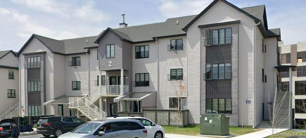 6 Amsterdam 304, Monroe, NY 10950
