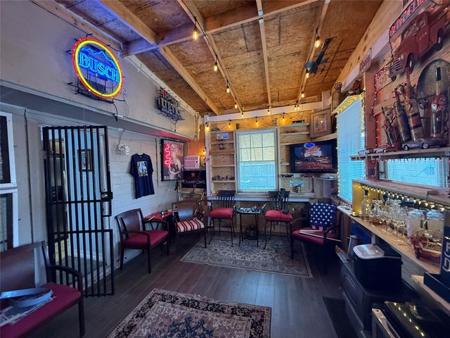 214 Maybrook Drive, Houston, TX 77015