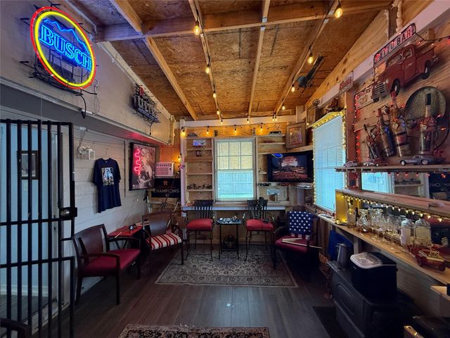 214 Maybrook Drive, Houston, TX 77015